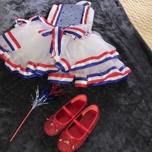 Little girls OOC Patriotic wear with hair bow